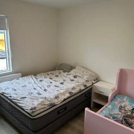 Apartment Close To The Airport 케플라비크 외부 사진