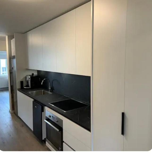 Apartment Close To The Airport 케플라비크 외부 사진